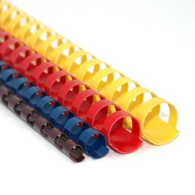 Emperramento de pente plástico dos anéis 250mic do PVC 21 para o caderno