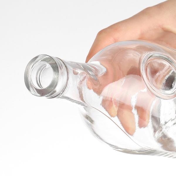 Empty Square Glass Bottle 500ml for Top-shelf Whiskey and Vodka