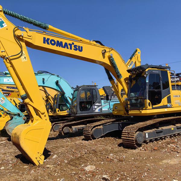 Используемые строительные экскаваторы Komatsu Камеры PC240-8 24T