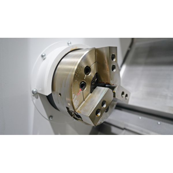 SMTCL HTC40Q CNC Horizontal Lathe with Bar Feeder | Automotive Axle & Shaft Turning Solution | CE Certified