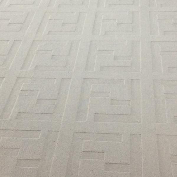Medium Pile Handmade Tufting White Color Carpet and Rug Custom Design for Modern Style
