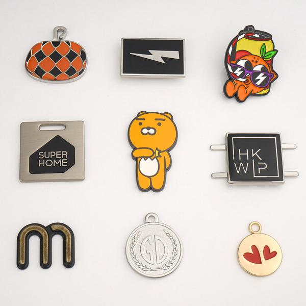 Die Casting Process Custom Gold Silver Metal Label Tag Design Different Styles