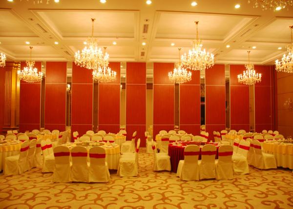 Aluminum Sliding Door Movable Acoustic Walls For Meeting Room No Floor Track