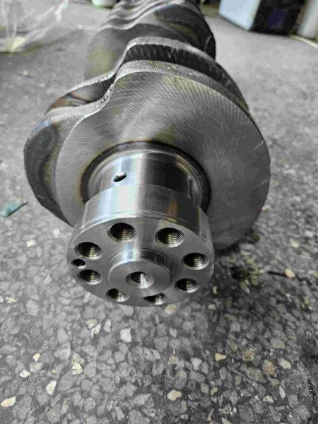 150107-00367 Doosan Engine Crankshaft Model DL08 Material Forging Crankshaft