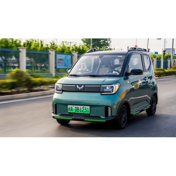 Wuling Game Boy Small 3 Door Cars 120km 2 Box 4 Seater Electric Car
