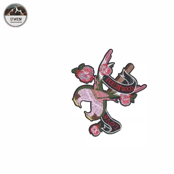 Pink Loving Bird Iron On Patches Elegant Cartoon Animal Design Customized Logo
