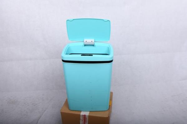 CE Appoved Intelligent Trash Can 12L Blue Battery Operated For Home Office