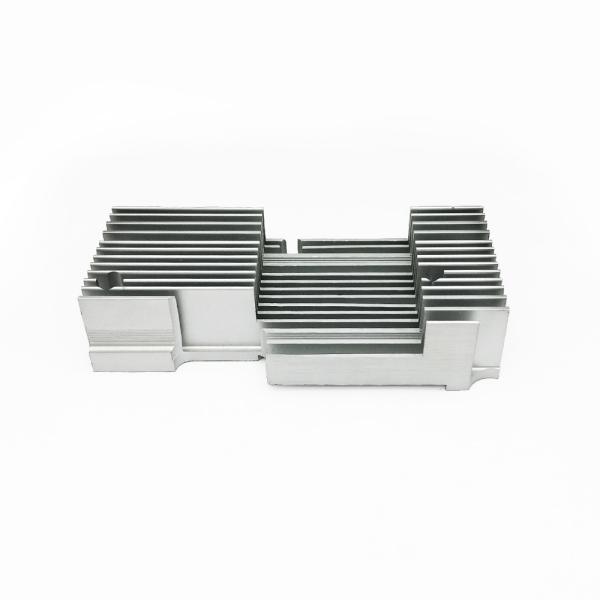 Анодируя теплоотвод профиля ясной точности CNC алюминиевый с поверхностным покрытием