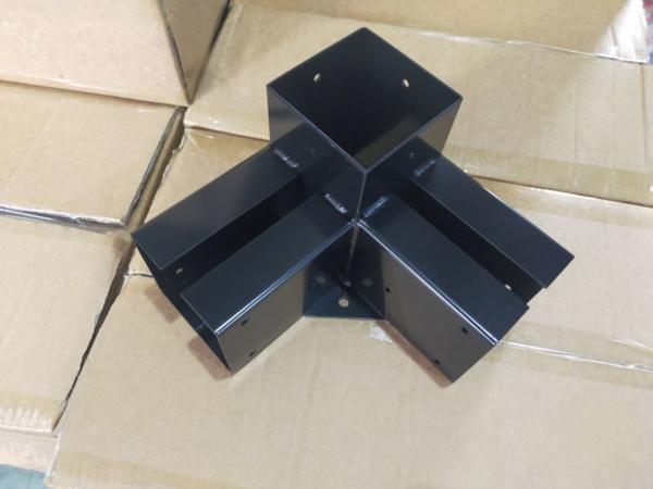 Power Coated 4X4 Metal Post Anchor for Pergola Gazebo 3-Way Right Angle Corner Bracket