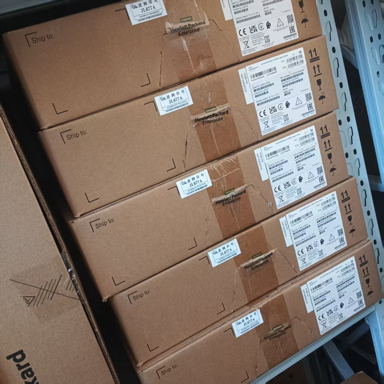 JL677A HPE Aruba Networking CX 6100 24G Class4 PoE 4SFP+ 370W Switch
