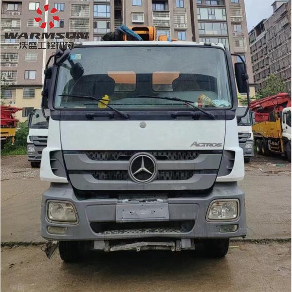 2014 Pompes à béton d'occasion avec châssis Mercedes pour Zoomlion 52m Capacité dans les travaux miniers et de construction de l'énergie