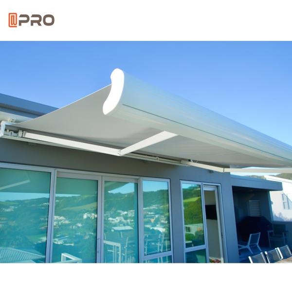 OEM Retractable Cassette Awning With Aluminium Frame Pvc Material Waterproof