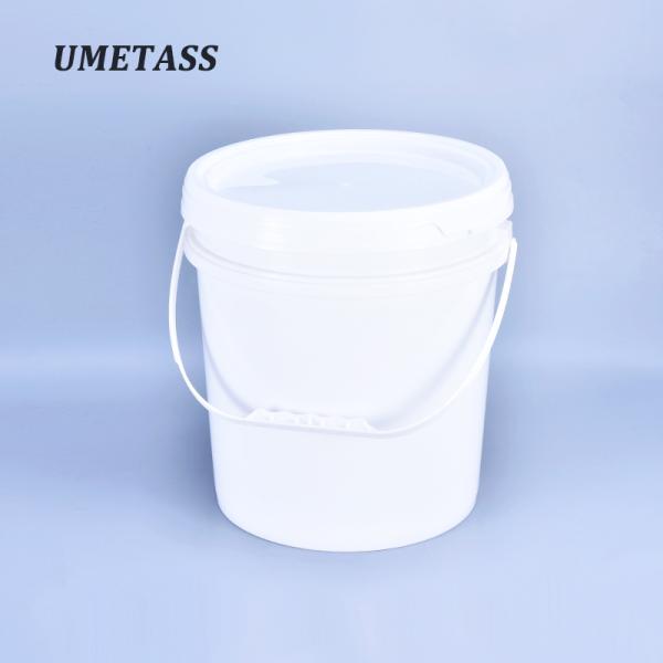 Un seau en plastique de qualité alimentaire de 10 litres pour les glaces, les biscuits et l'huile