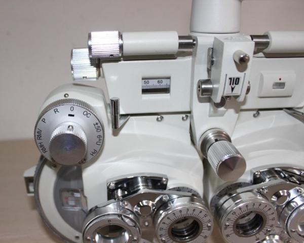 New Arrival Professional Ophthalmic Manual  Phoropter Price /Vision Tester Optical Equipments