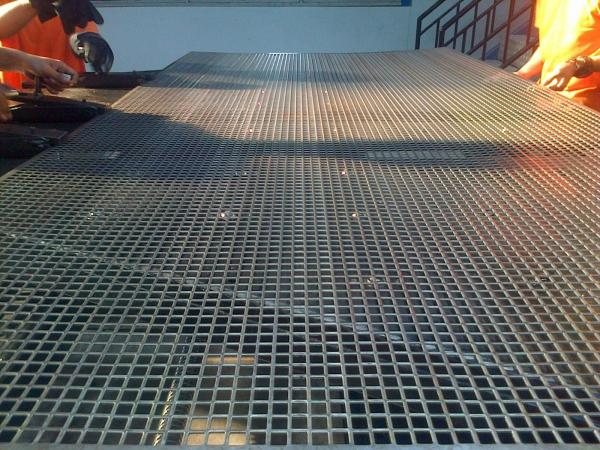 Industrial Steel Grating 25-W-4 Platform