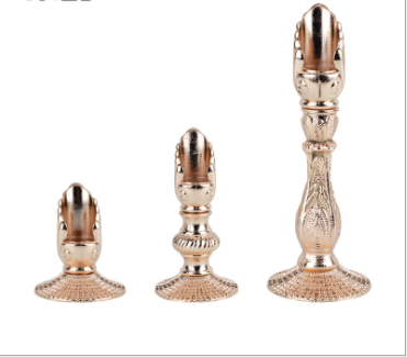 Corrosion Proof 19cm Height Rustic Metal Candle Holders