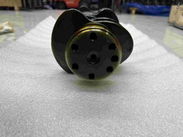 45703-10401 Mitsubishi Engine Crankshaft Model 4dr5 Material Cast