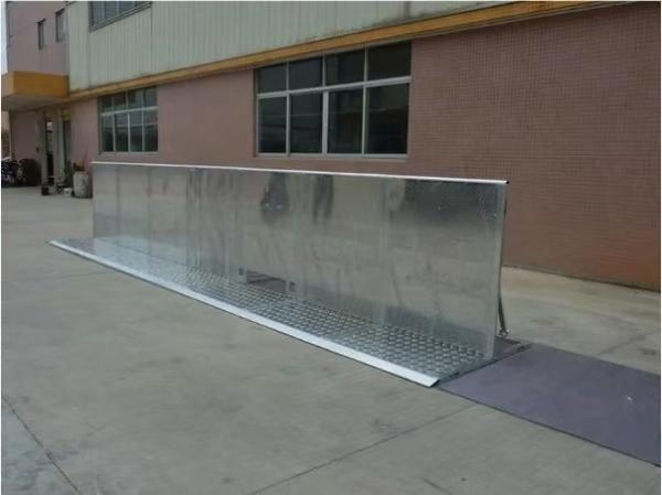 Portable Foldable Aluminum Crowd Control Barrier For Concert Security