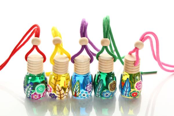 China ruiwan high quality car perfume bottle hanger,holiday decoration.