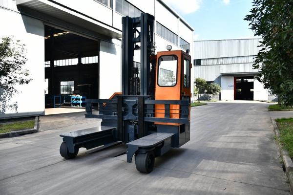 2900 kg 4 direcções eléctricas com bateria, caminhão de alcance de 3 toneladas, empilhadeira multi-direcional, 8 m de altura
