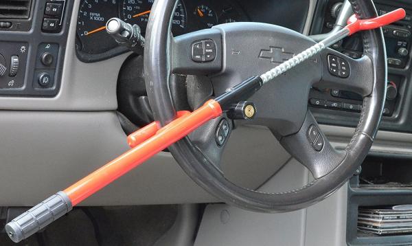 Red Color Car Security Locks Fully Extended Overall Length 26.75 Inch