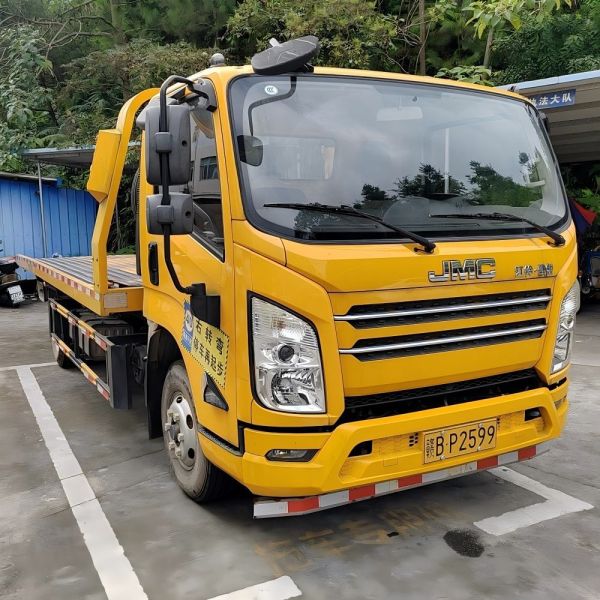 42 Automatic Flat-Bottomed Barrier Truck Rescue Vehicles Diesel Fuel Euro6 Barrier Cart