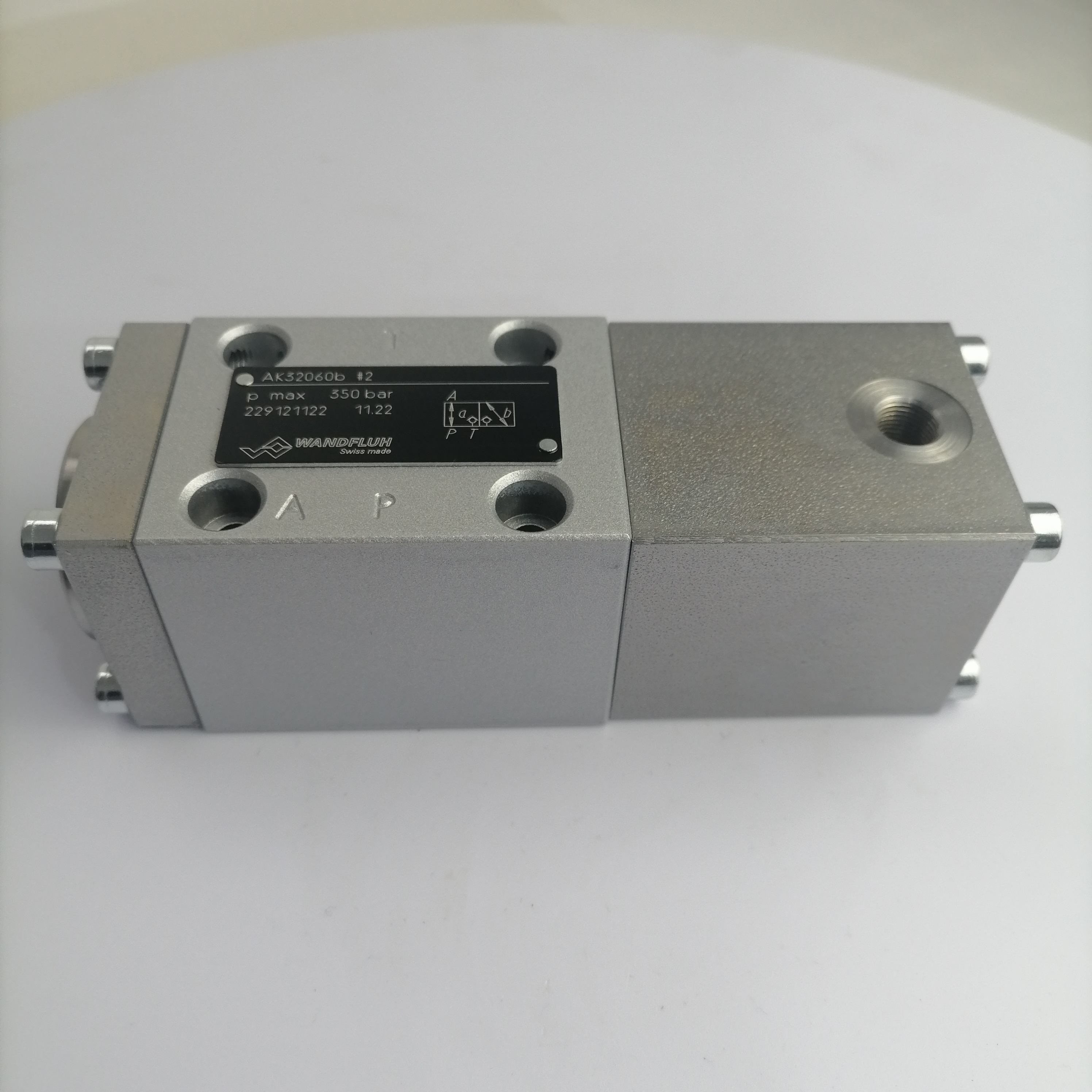 WANDFLUH AK32060A Valve Spool Hydraulic Cartridge Valve Control Valve