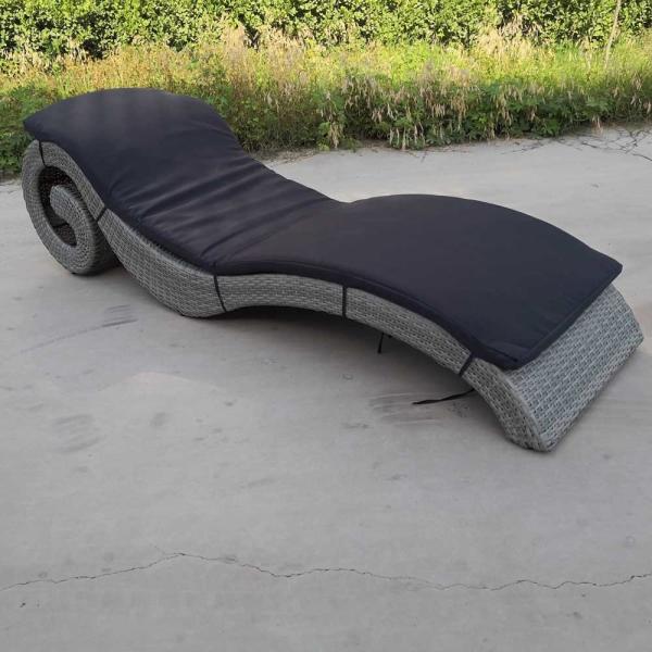 S-Shape Black Rattan Garden Sun Loungers  Poly Hotel Holiday Resort Poolside