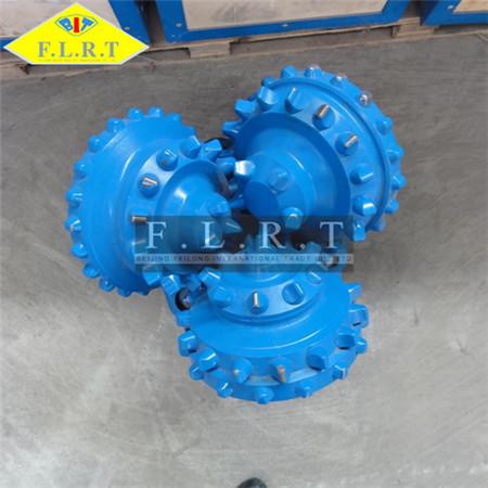 FLRT Rock Drilling Tools , 13 3/4 FSA437G Tricone Rock Roller Bits IADC 437