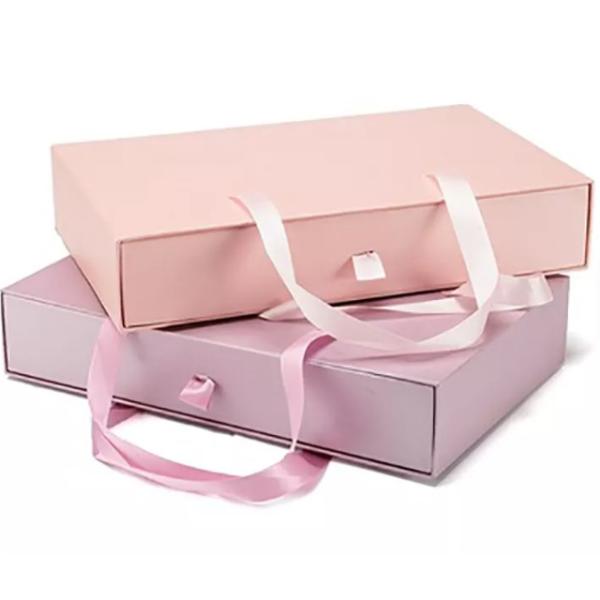 Коробка e каннелюру рифленая, коробки отправителя упаковывая для одежды/ботинок/платья