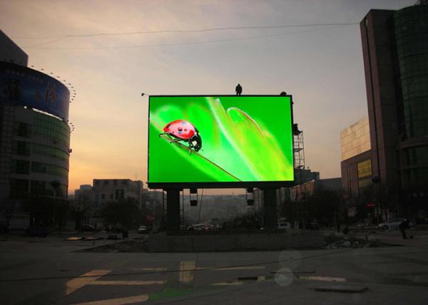 Outdoor Waterproof LED Advertising Display P8 LED Screen Wall Low Power Consumption