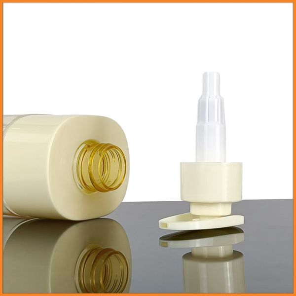 Bouteille de lotion en PET de 300 ml en forme carrée avec pompe à lotion pour emballage cosmétique