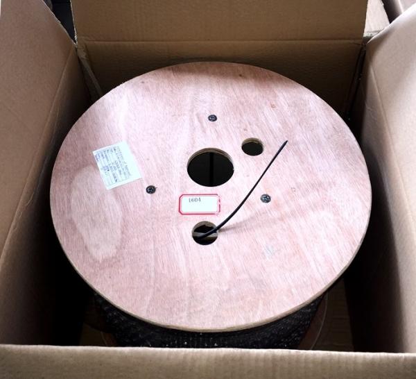 GJYFXCH FTTH Fiber Optic Cable With LSZH Sheath FRP Strength Member