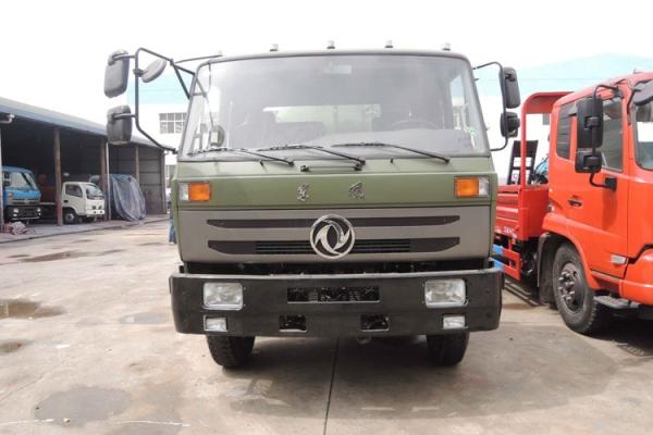 10 Wheels 10000L Septic Tank Vacuum Sewage Suction Truck For Heavy Duty Waste Removal
