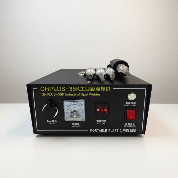 35K Handheld Ultrasonic Plastic Welding Machine Suitable For Farms