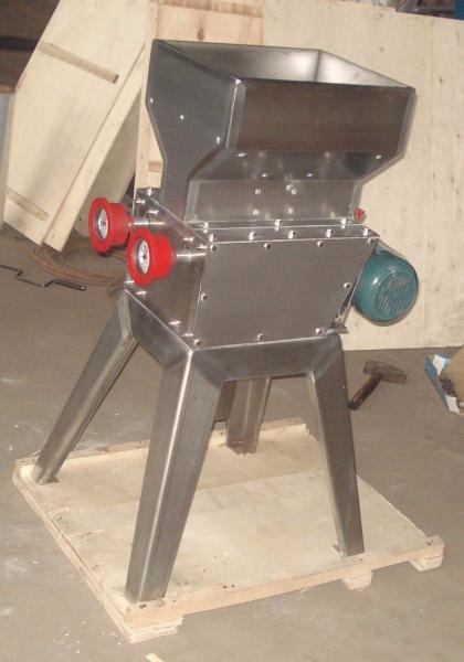 Easy-to-Maintain GSTA Carbon Steel Malt Grinder for Big Output in Alcohol Processing