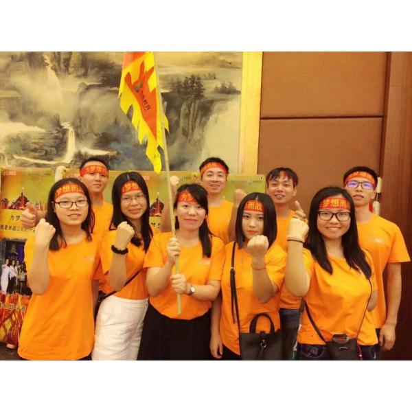 Les sacs à provisions découpés avec des matrices pour des dames s'habillent/vêtements font des emplettes appui de personnalisation