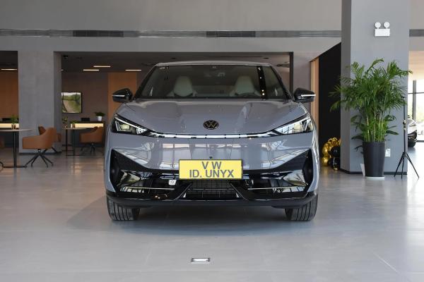 2024 VW ID.UNYX Max Edition Pure Electric 340hp AWD Energy Vehicle ID.UNYX SUV Electric Car Cltc Mile Range 621 Km