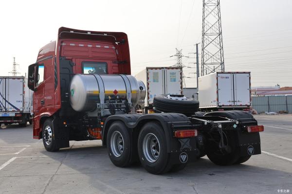 Used Foton Auman 6X4 Tractor Truck Head GTL6 10 Tires For Long Distance Transport LNG Engine 530hp