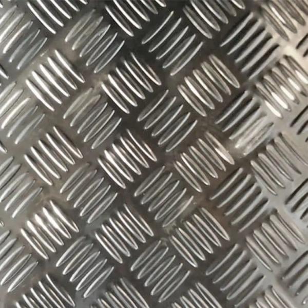 301 303 Checkered Stainless Steel Plate For Sale 304 201 202 430 410 630 316 316L 304