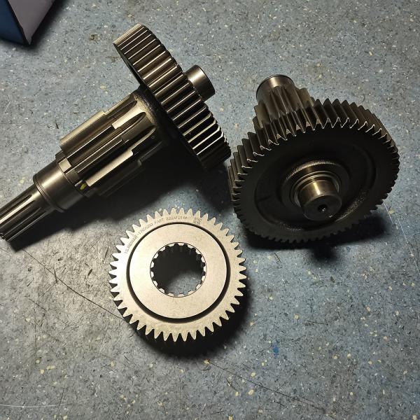 SHACMAN Truck Distributor Box Centre Shaft Welding Assembly 12jsd200t-1707051 for Transmission