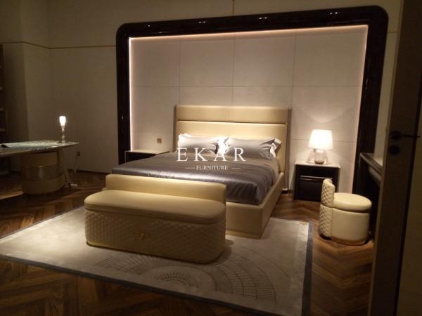 Modern Luxury Simple Design Leather Upholstery King Size Bed