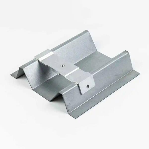 3300mm PV Solar Mounting Channel Rails Roof Drainage Trench ODM