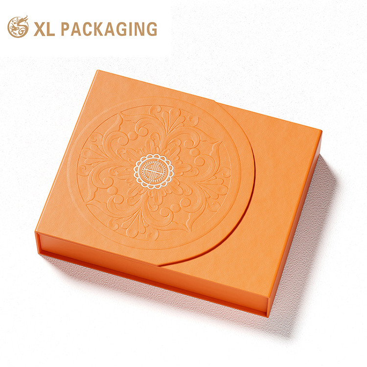 Custom Magnetic Double Door Luxury Chocolate Box with 7 Inner Small Boxes and Orange Embossed Hot Stamping