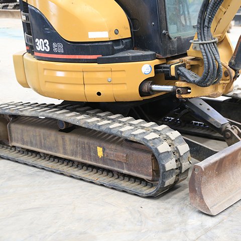 Cheap Caterpillar 303 Used Small Excavators Second Hand Mini Cat 303 Excavators