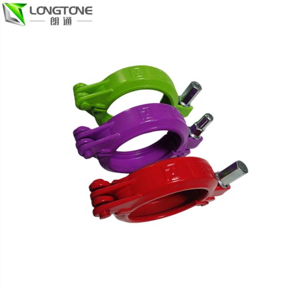 Montant le tuyau de pompe concrète les garnitures cassent le collier de la conduite en caoutchouc