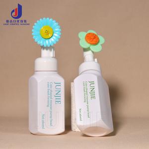 Vente à chaud Cute Emballement en plastique vide Pompes mousseuse Bouteille de