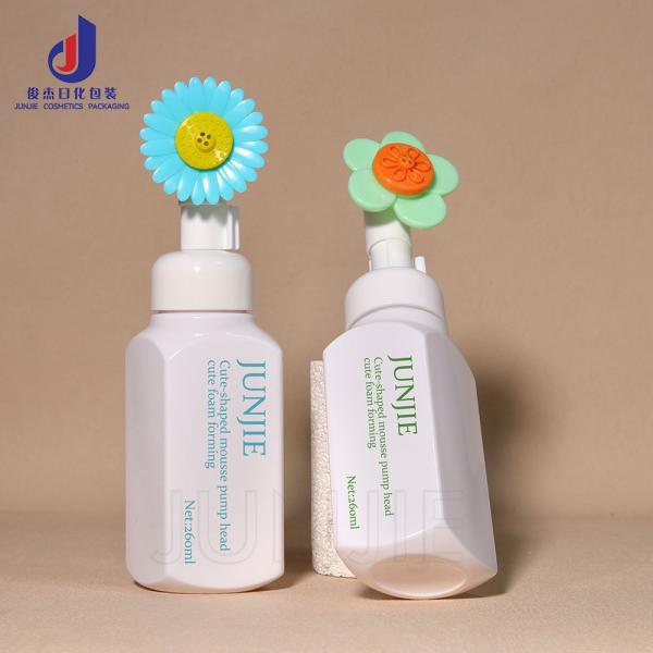 Hot Sale Cute Empty Plastic Packaging Foaming Pump Bottle 260ml PET Face Wash Mousse Hand Soap Dispenser Foam Bottle