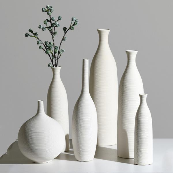 Elegant White Ceramic Vase for Dining Table Decor and Fresh Living Room Arrangements