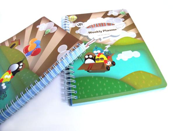 Impression faite sur commande bon marché adaptée aux besoins du client de bloc-notes de carnet de notes à spirale avec l'attache en spirale de YO